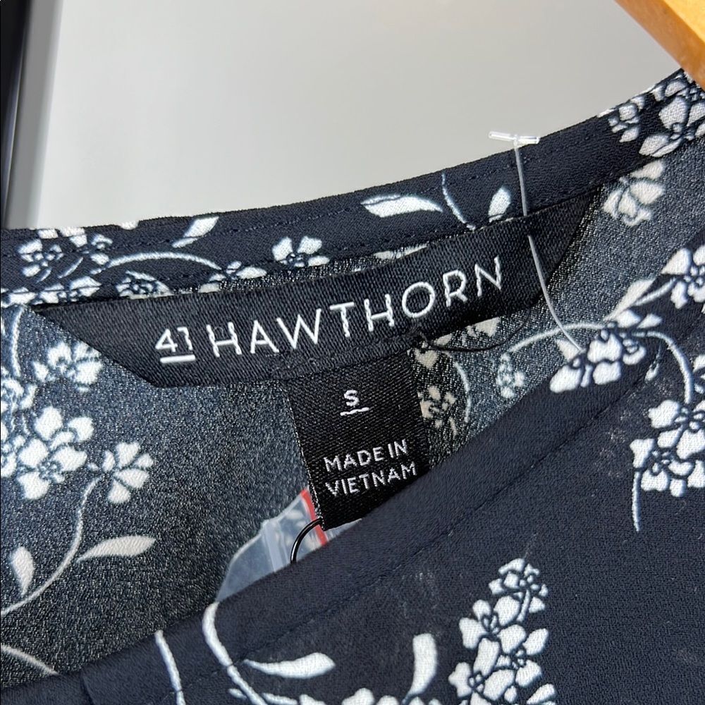 41 Hawthorn Floral Blouse with Black and White Pattern - Picture 6 of 6
